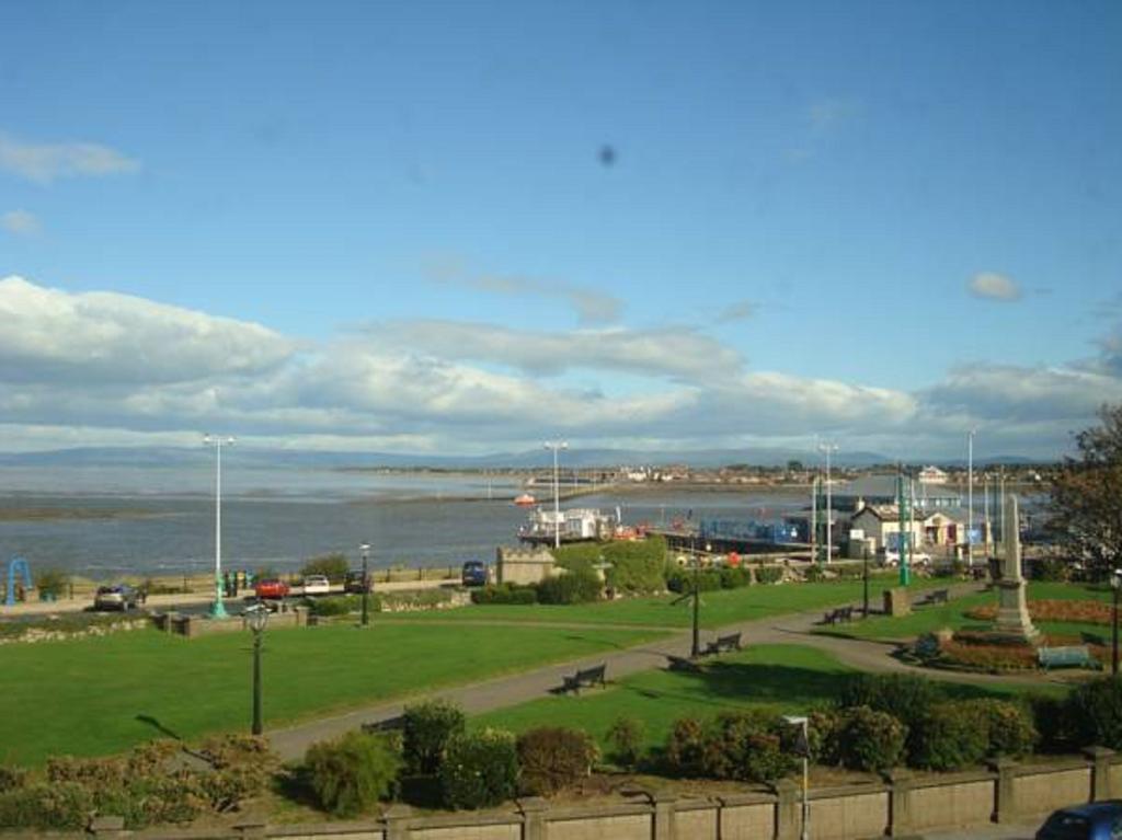 The North Euston Hotel Fleetwood Eksteriør billede